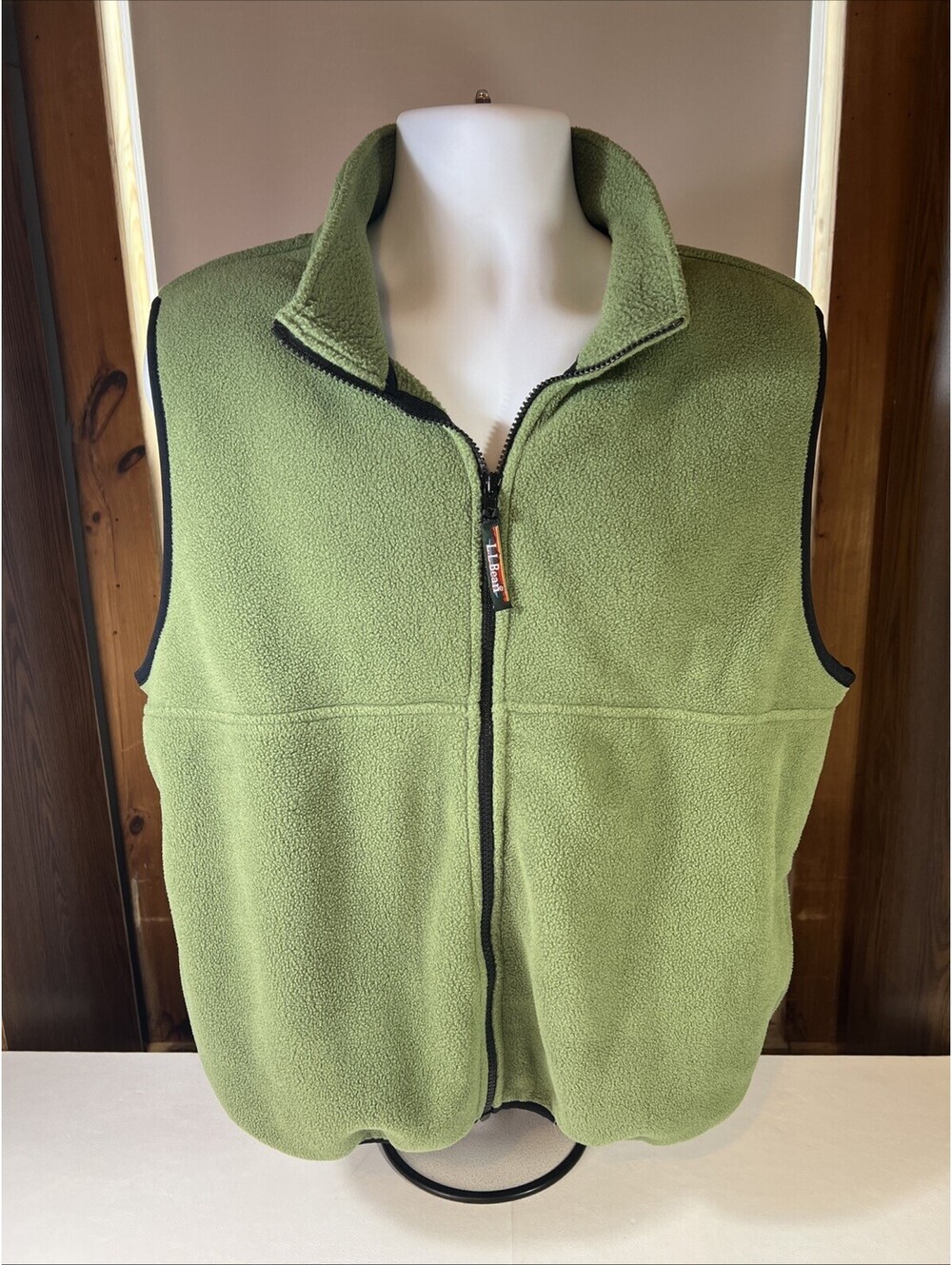 L.L. Bean Men's Size L Large Full Zip Fleece Vest Green
